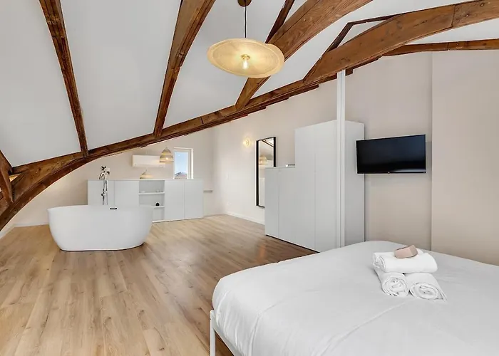 Apartamento Le Gambetta - Elegance Et Confort - Vue Sur La Place Stanislas Nancy