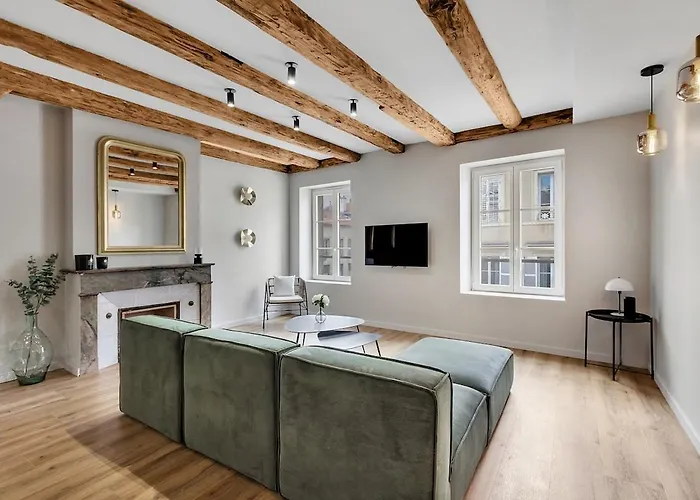 Apartamento Le Gambetta - Elegance Et Confort - Vue Sur La Place Stanislas